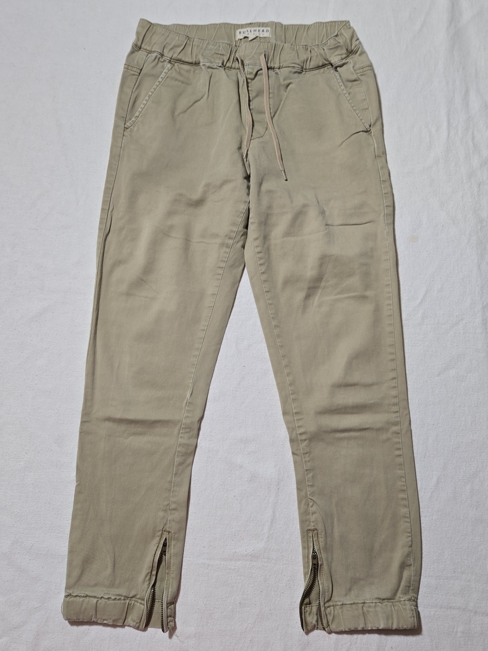 Bullhead Women's Ankle Zip Drawstring Pants in Khaki